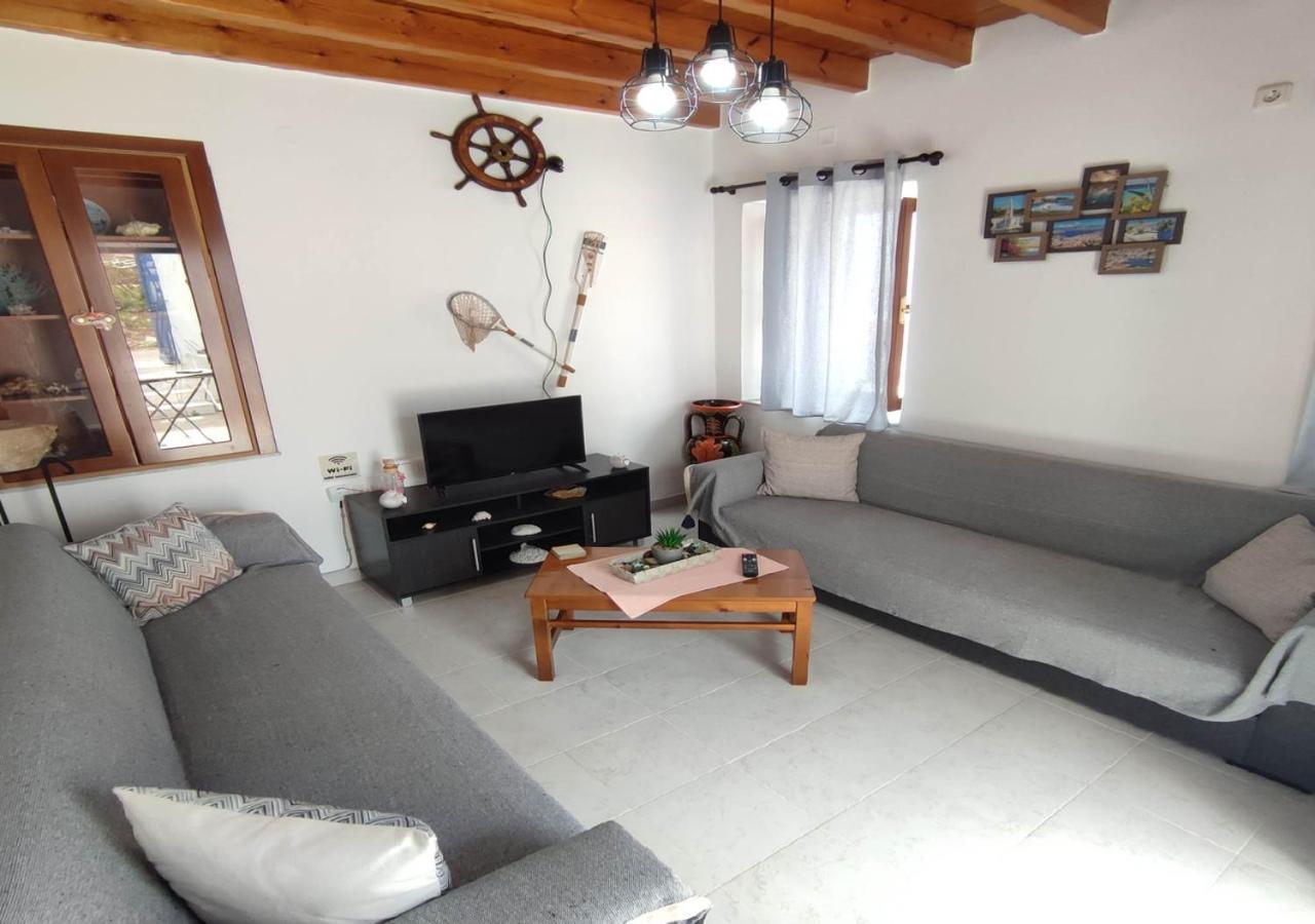 Symi Breeze Villa Экстерьер фото